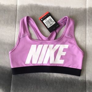 NWT Nike Logo Sports Bra